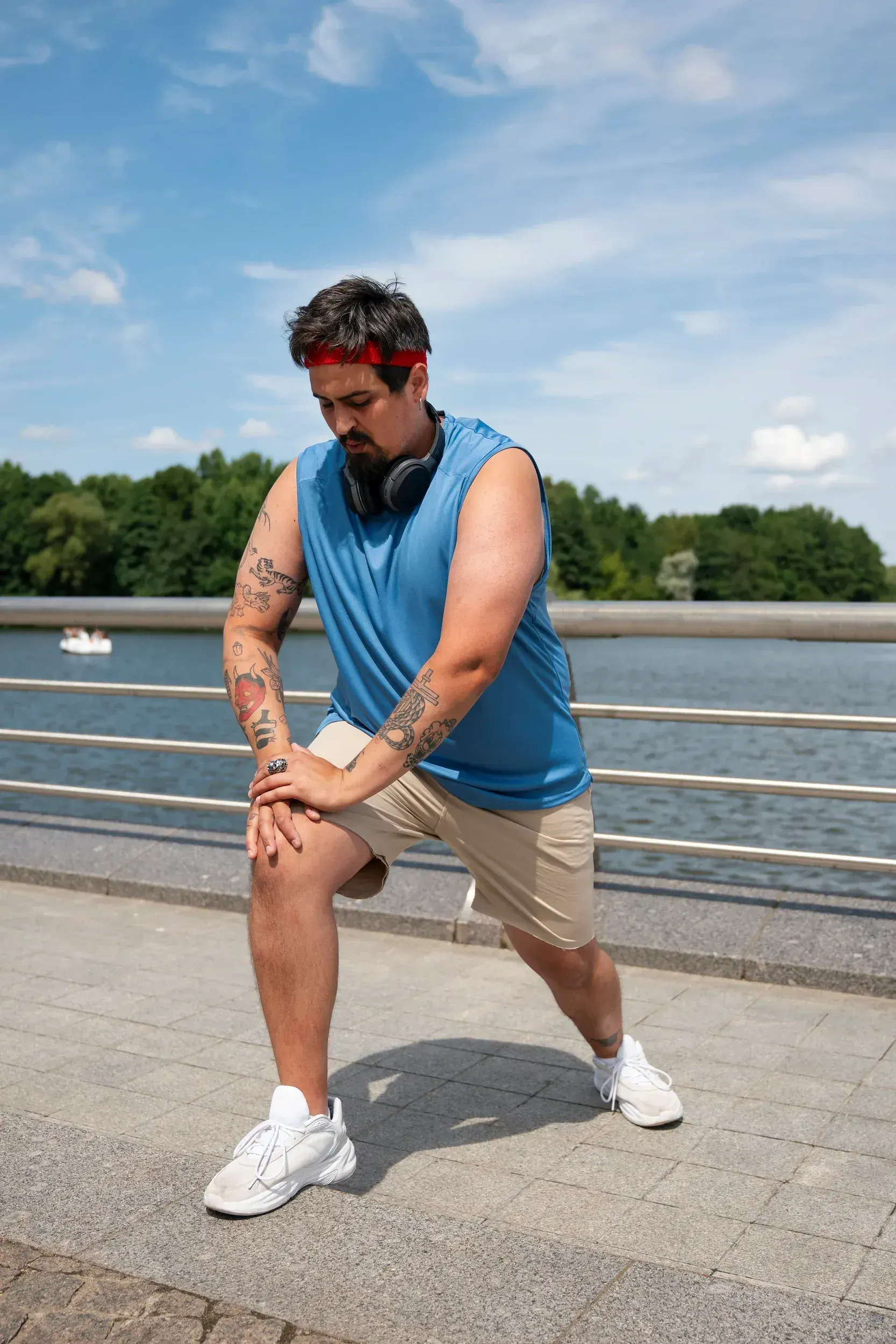 Illustration of knee joints bearing extra body-weight load, showing cartilage stress from obesity