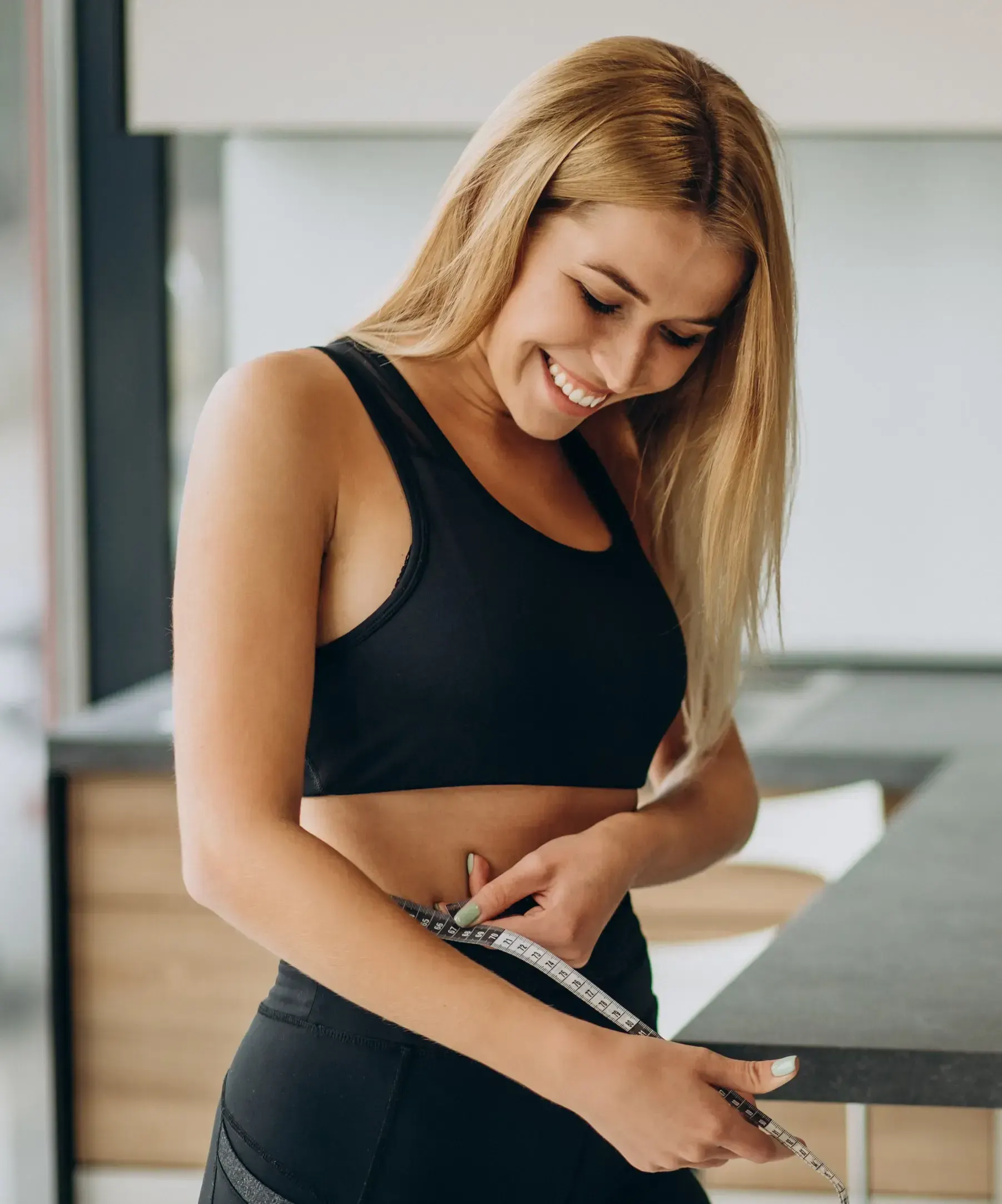 Split view of fragmented weight loss visits versus a coordinated bundled package at Bodiatrics in Suwanee, GA